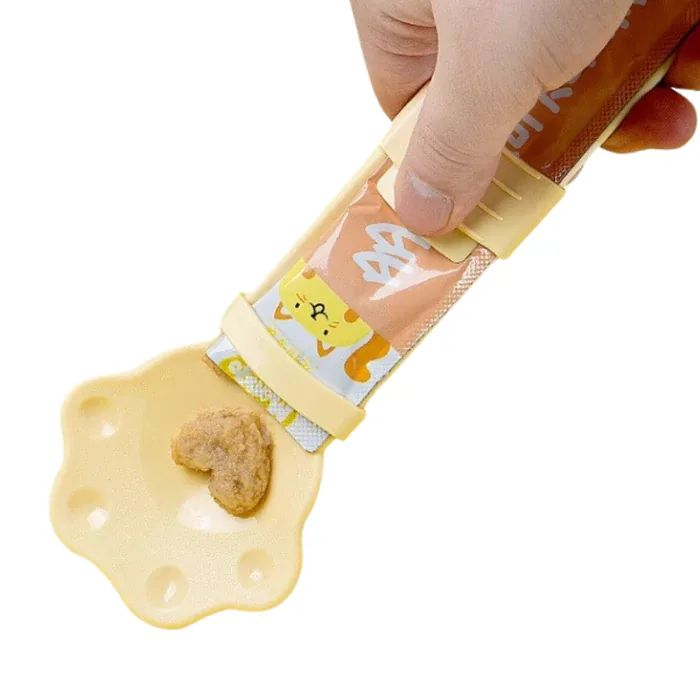 Colher Espremedora de Sachês para Gatos